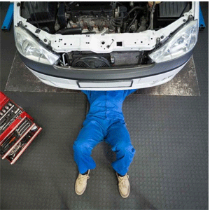 
                        Vehicles & Parts